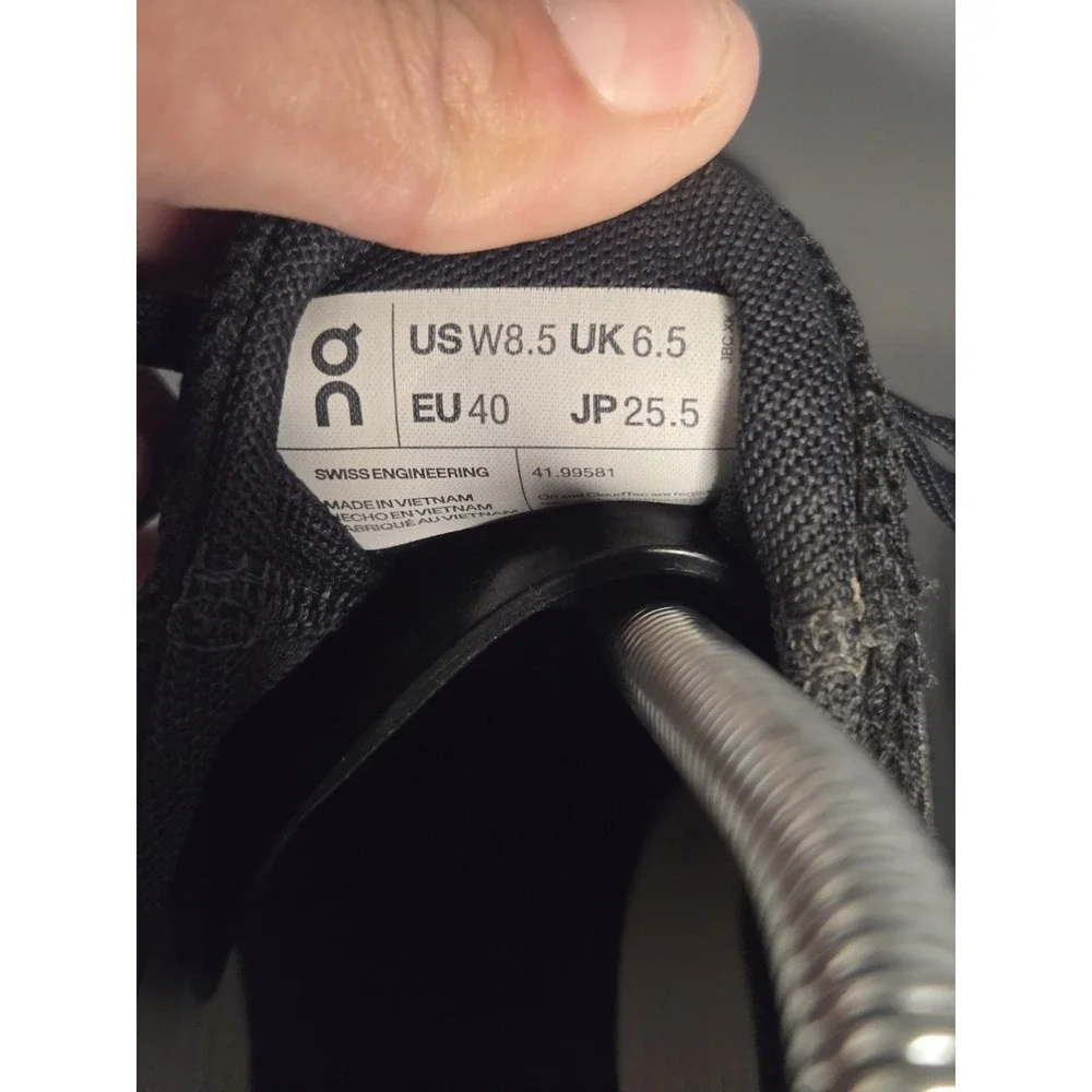 ON Cloudswift Black Rock Running Shoes Sneakers 41.99581Women Size 8.5